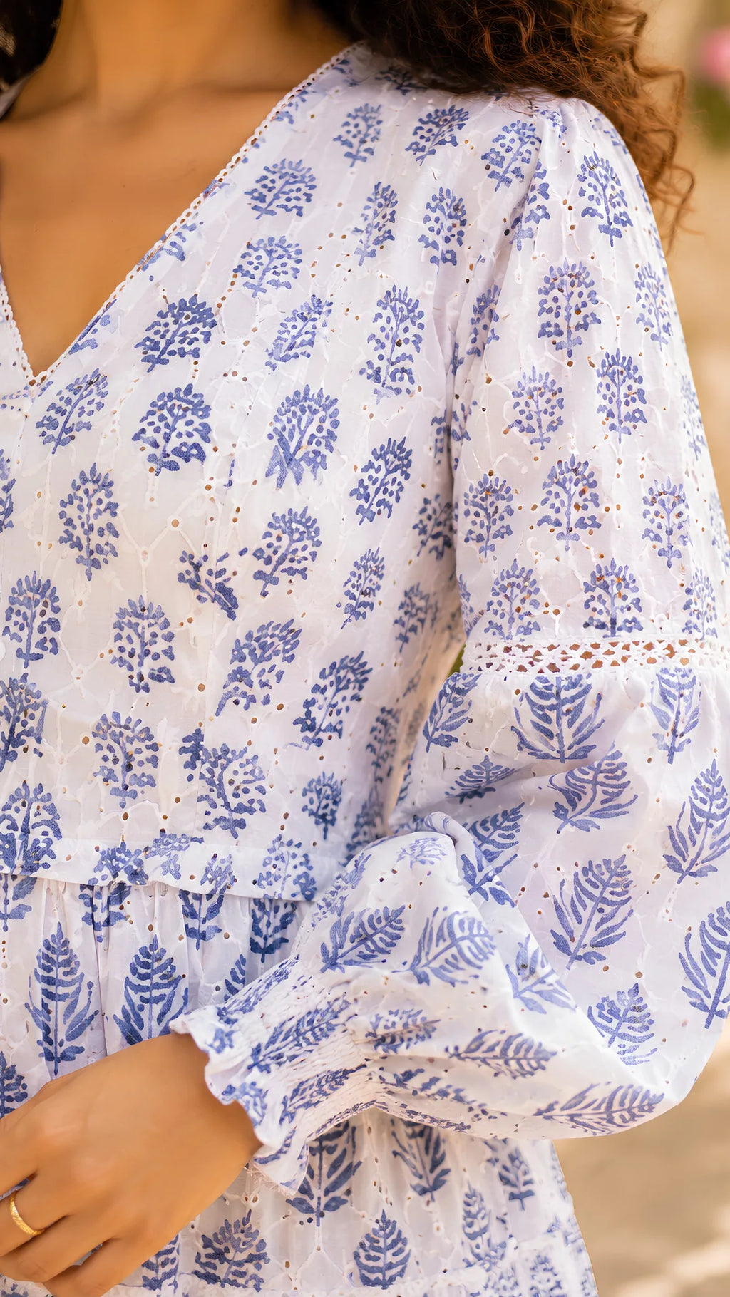 Dainty Daisy Dress
