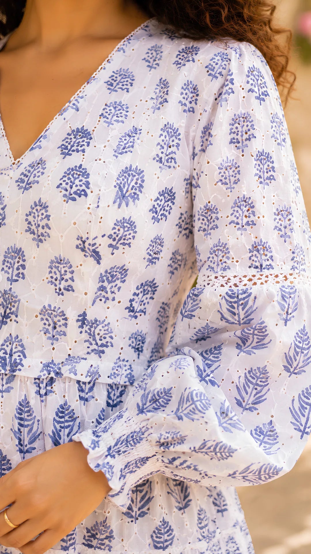 Dainty Daisy Dress